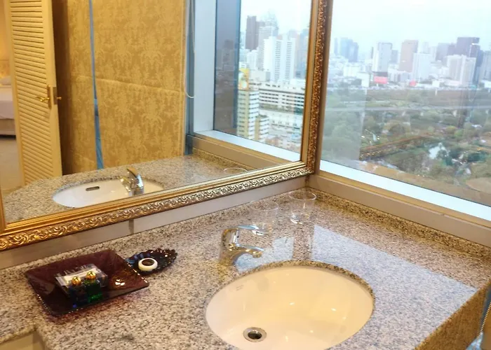 Hotel Adriatic Palace Bangkok