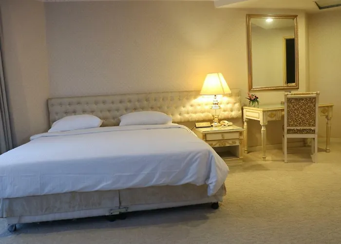 Hotel Adriatic Palace Bangkok
